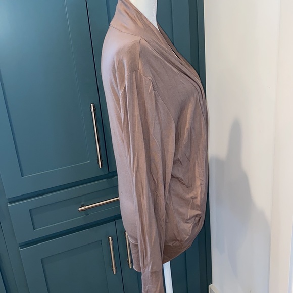 NWOT RDI Cocoon Open Cardigan in Taupe - Picture 4 of 7